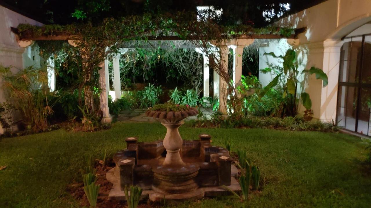 Domus Hotel San Salvador Eksteriør billede